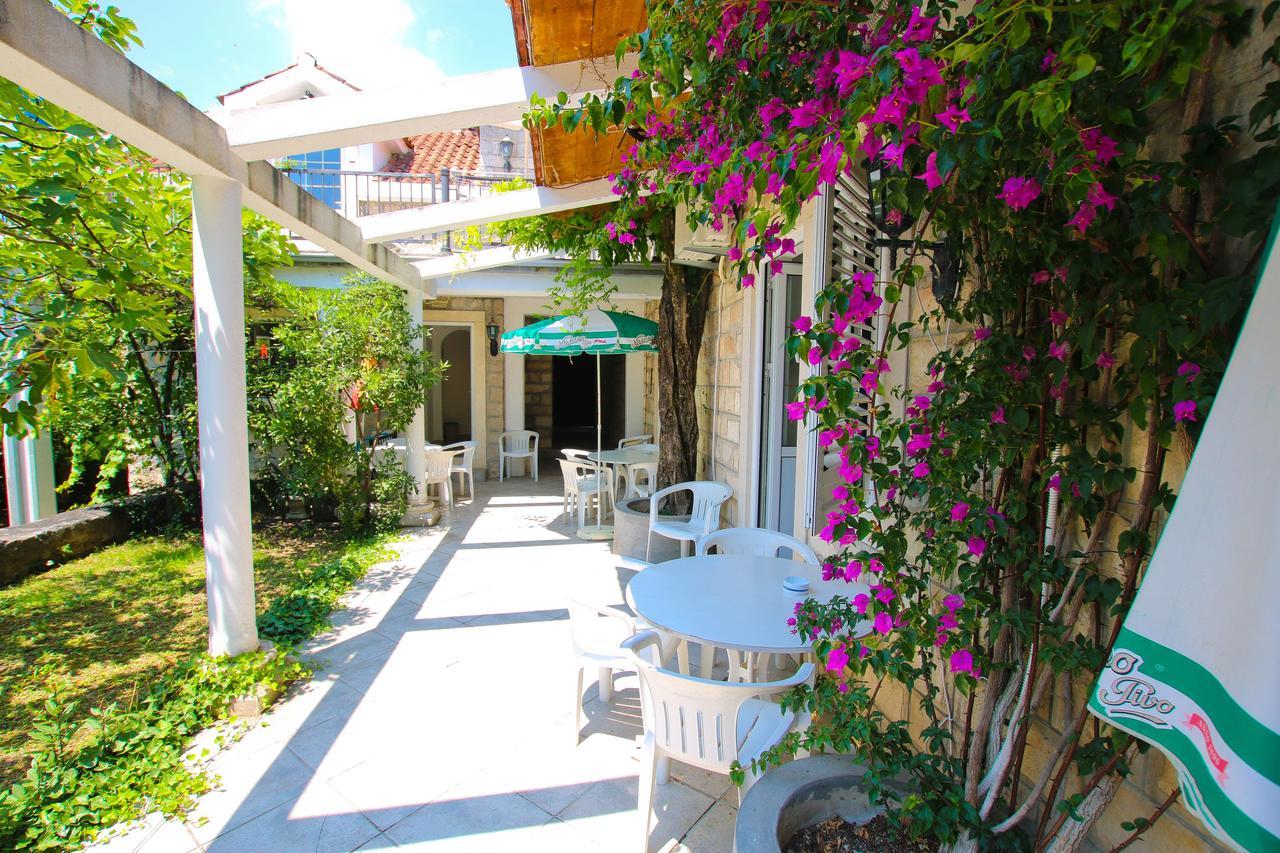 Guest House Saga تْشيرسيك نوفي المظهر الخارجي الصورة